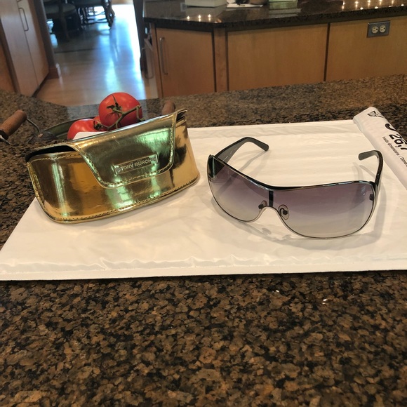 Tory Burch Sunglasses - Picture 1 of 7